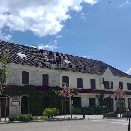 Auberge D'Ici Et D'Ailleurs Cressensac-Sarrazac Luaran gambar